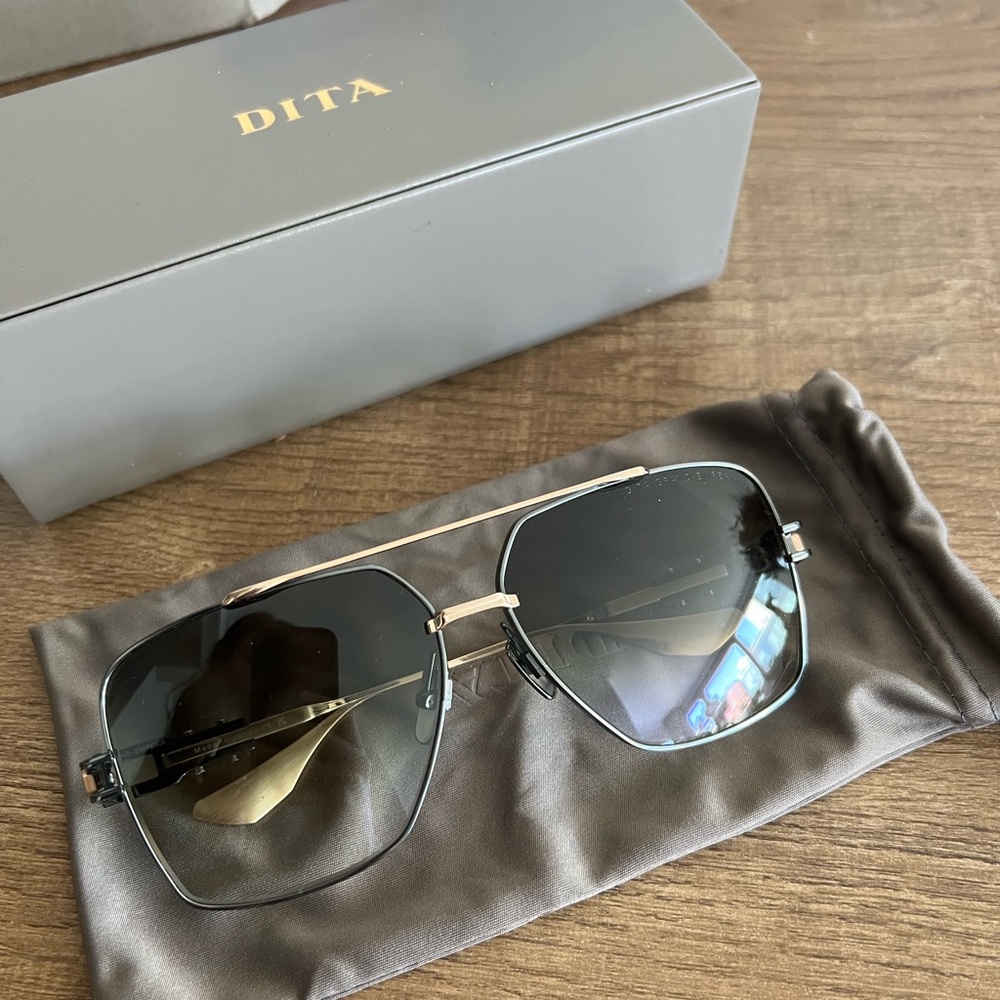 Unisex Dita Sunglasses New In Box